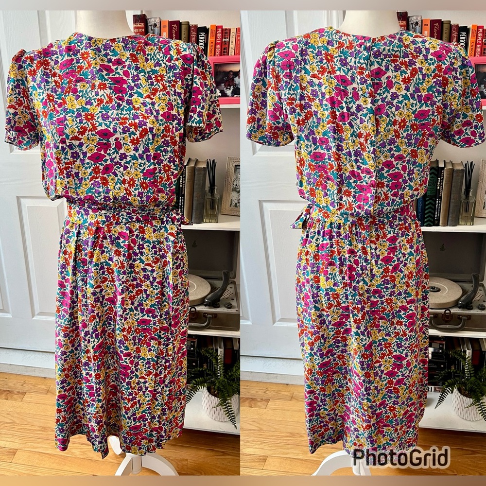 Flowered silk secretary dress with matching belt